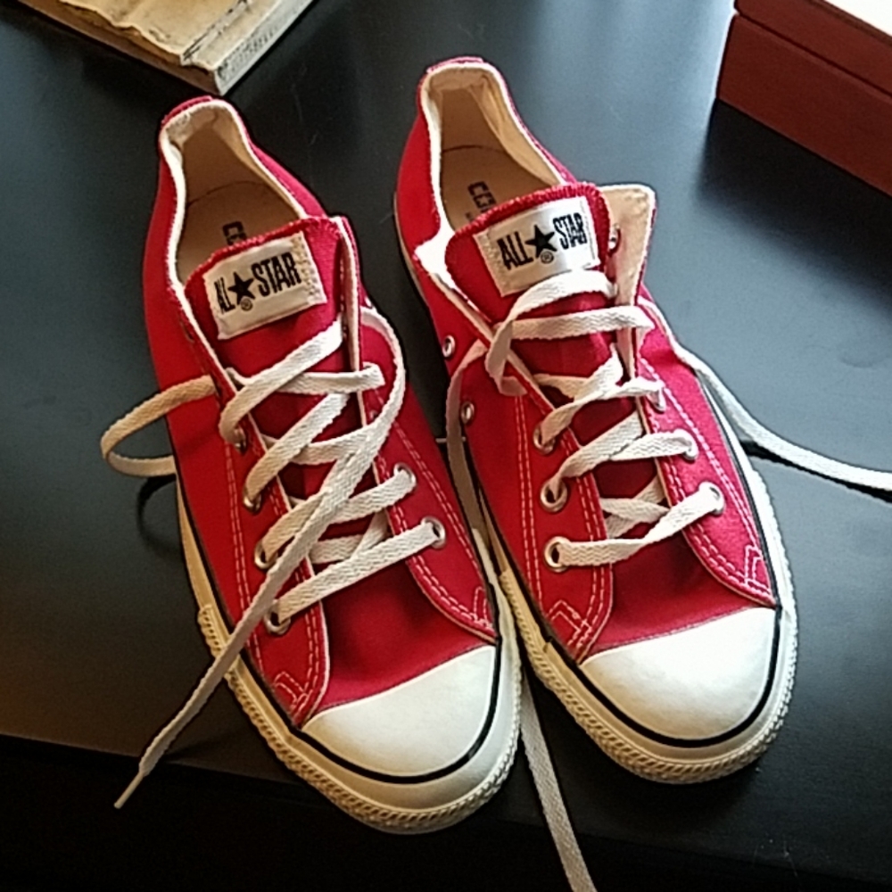 Converse Chuck Taylor All-Stars low top, red
